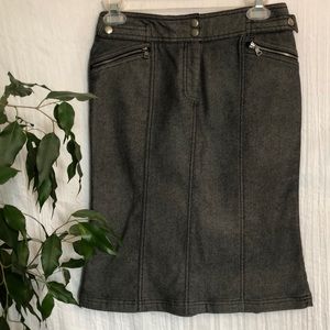 EXPRESS womans SZ 0 black gray jean pencil skirt large silver zippers & …